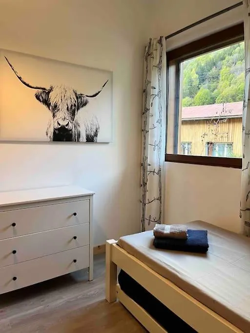 Holiday home Maison Blanche, Impressive Chalet, Allemond, Bike, Ski, Hike France