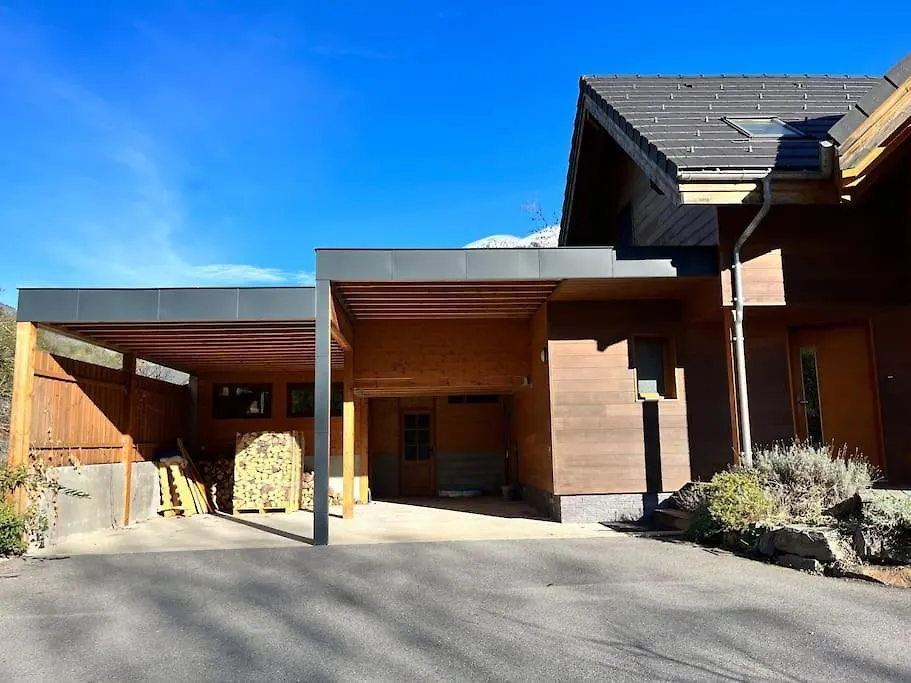 Maison Blanche, Impressive Chalet, Allemond, Bike, Ski, Hike Allemont