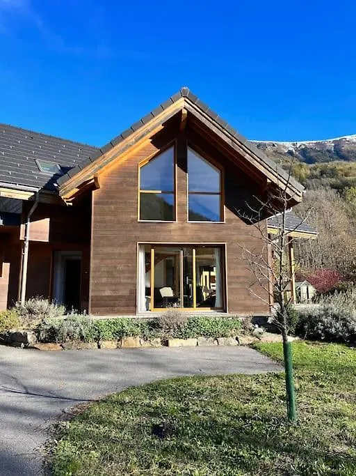 Maison Blanche, Impressive Chalet, Allemond, Bike, Ski, Hike Holiday home Allemont
