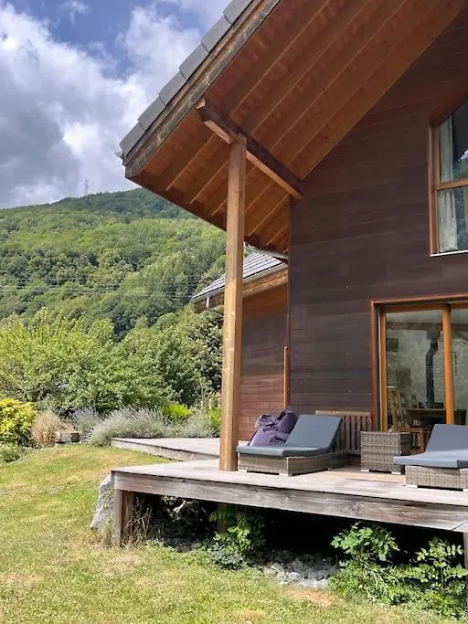 Holiday home Maison Blanche, Impressive Chalet, Allemond, Bike, Ski, Hike France